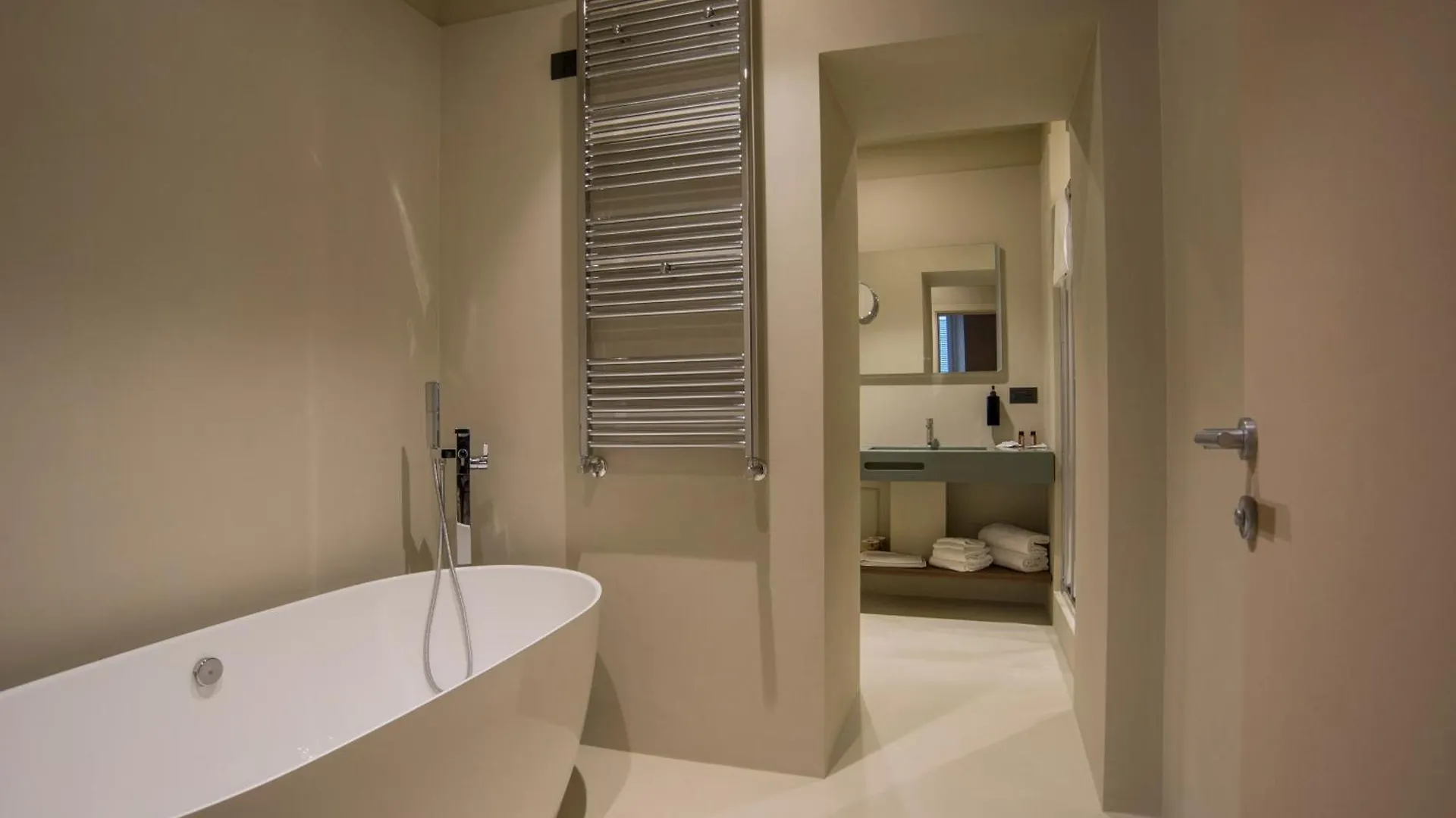 Guest house Bocca Di Leone Luxury Suite Rome Italy