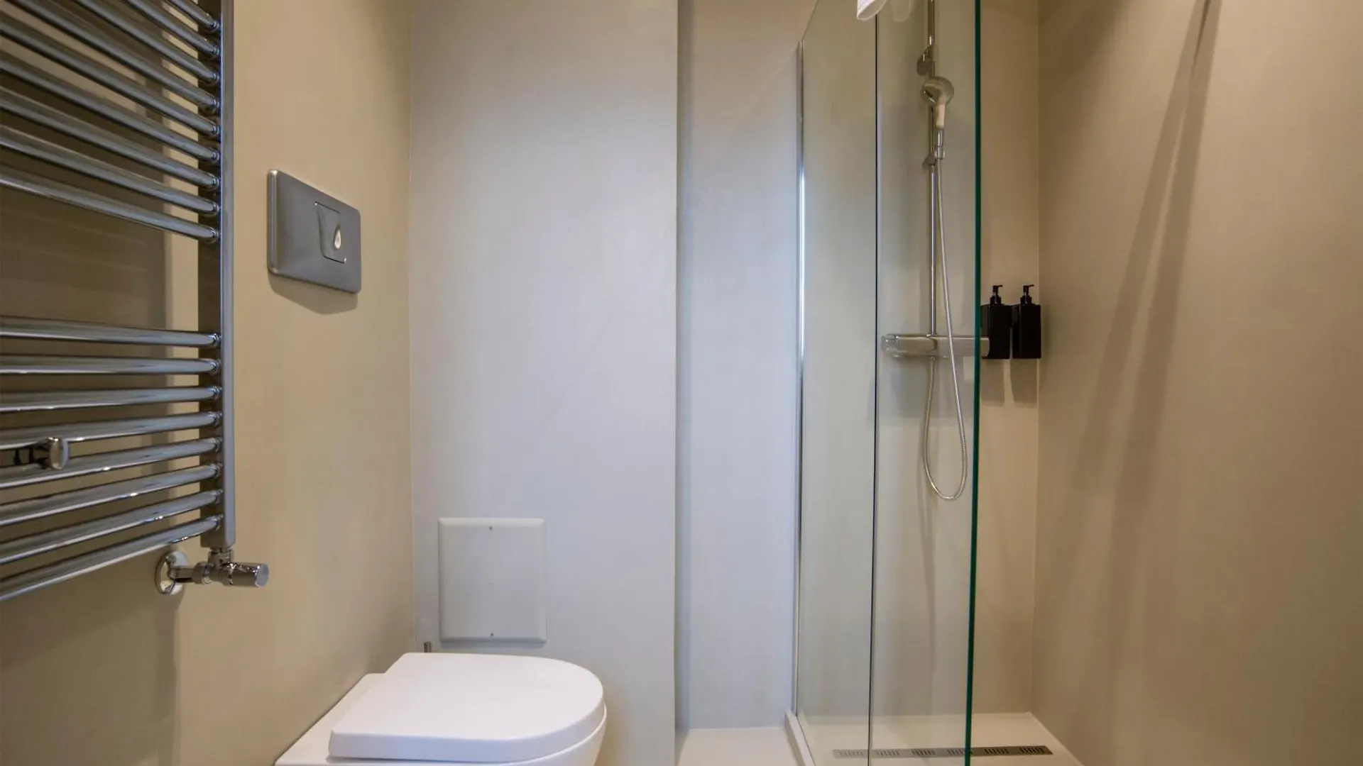 Guest house Bocca Di Leone Luxury Suite Rome Italy