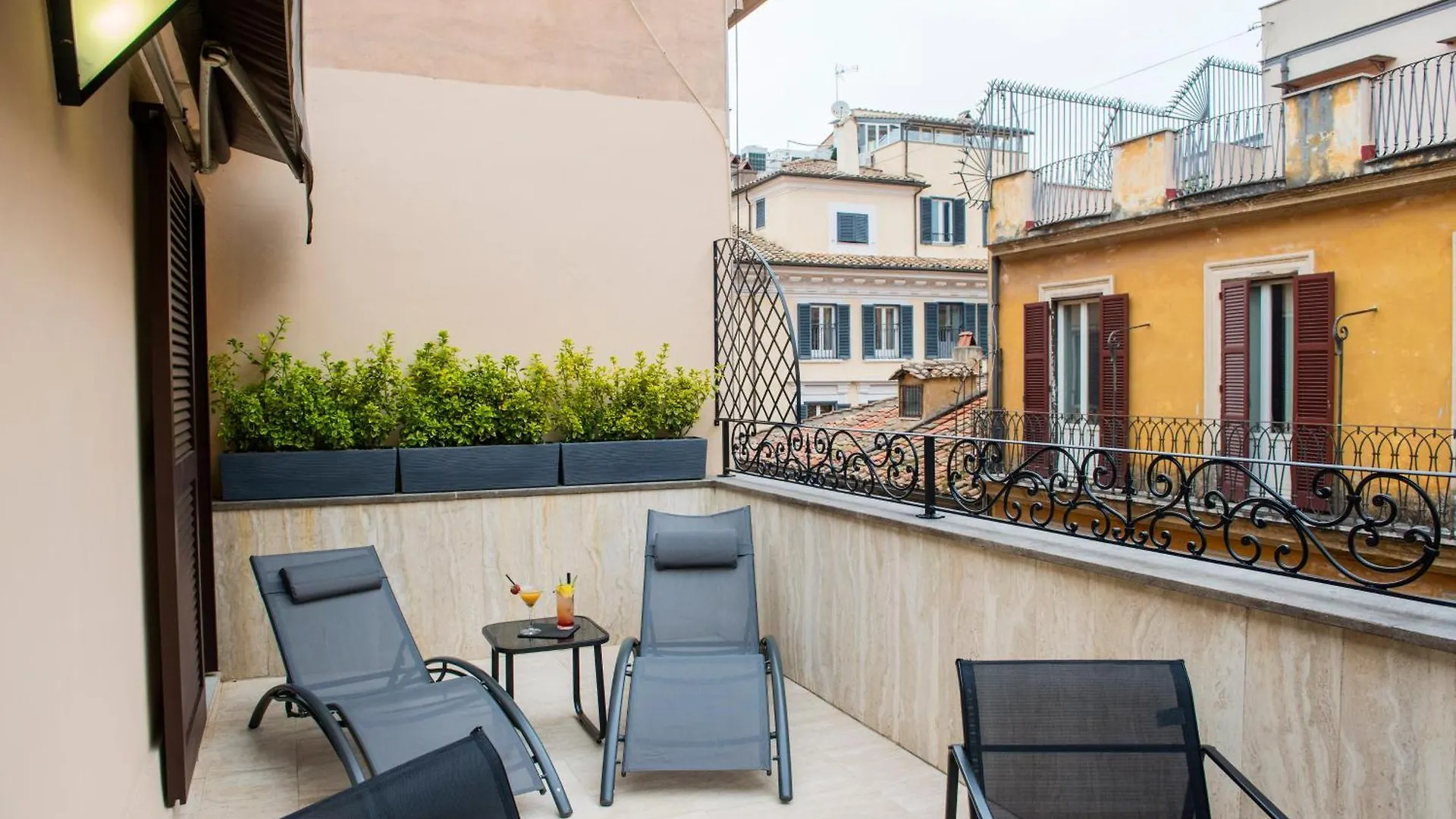 Guest house Bocca Di Leone Luxury Suite Rome Italy
