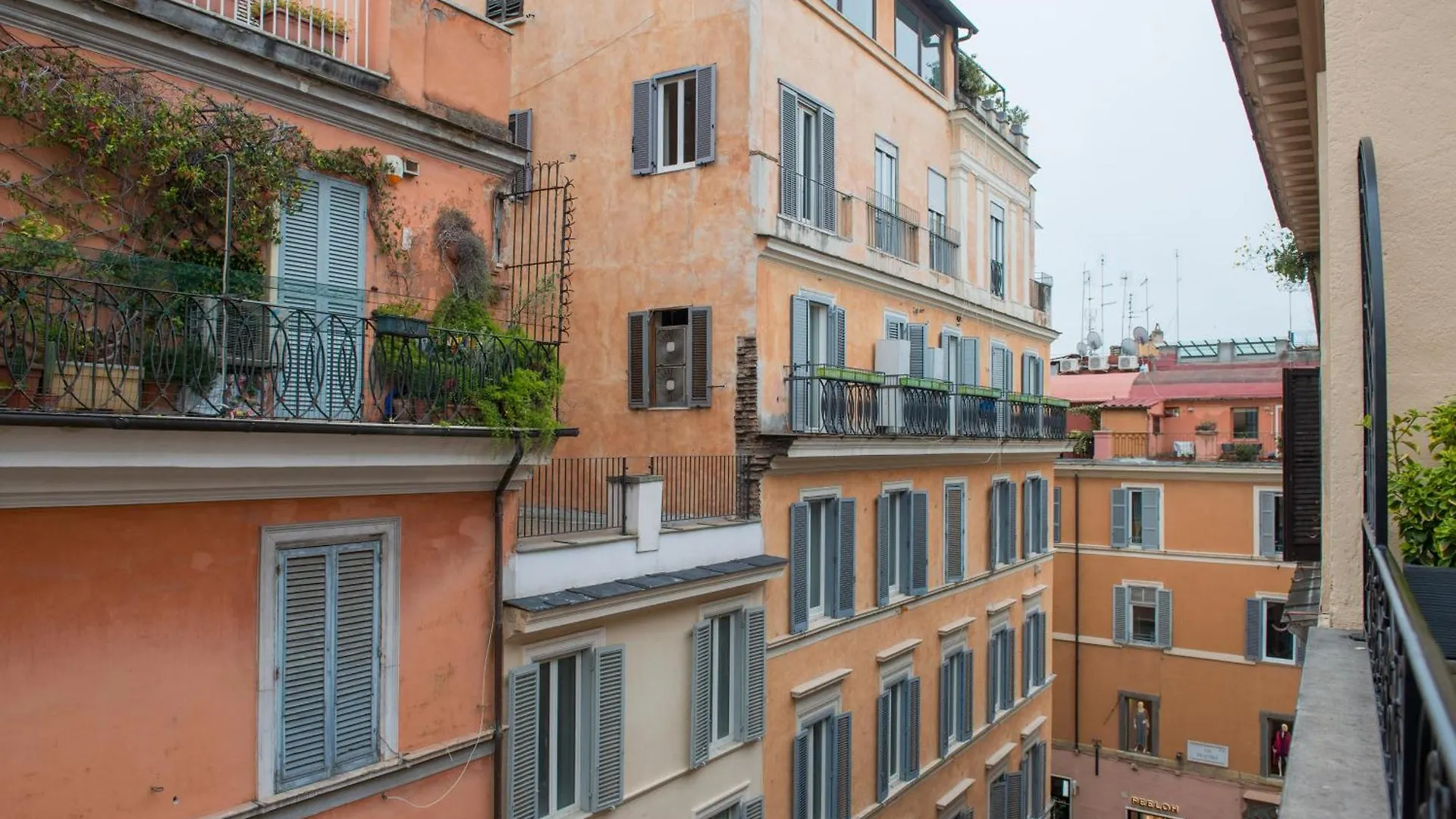 Bocca Di Leone Luxury Suite Rome 0*,  Italy