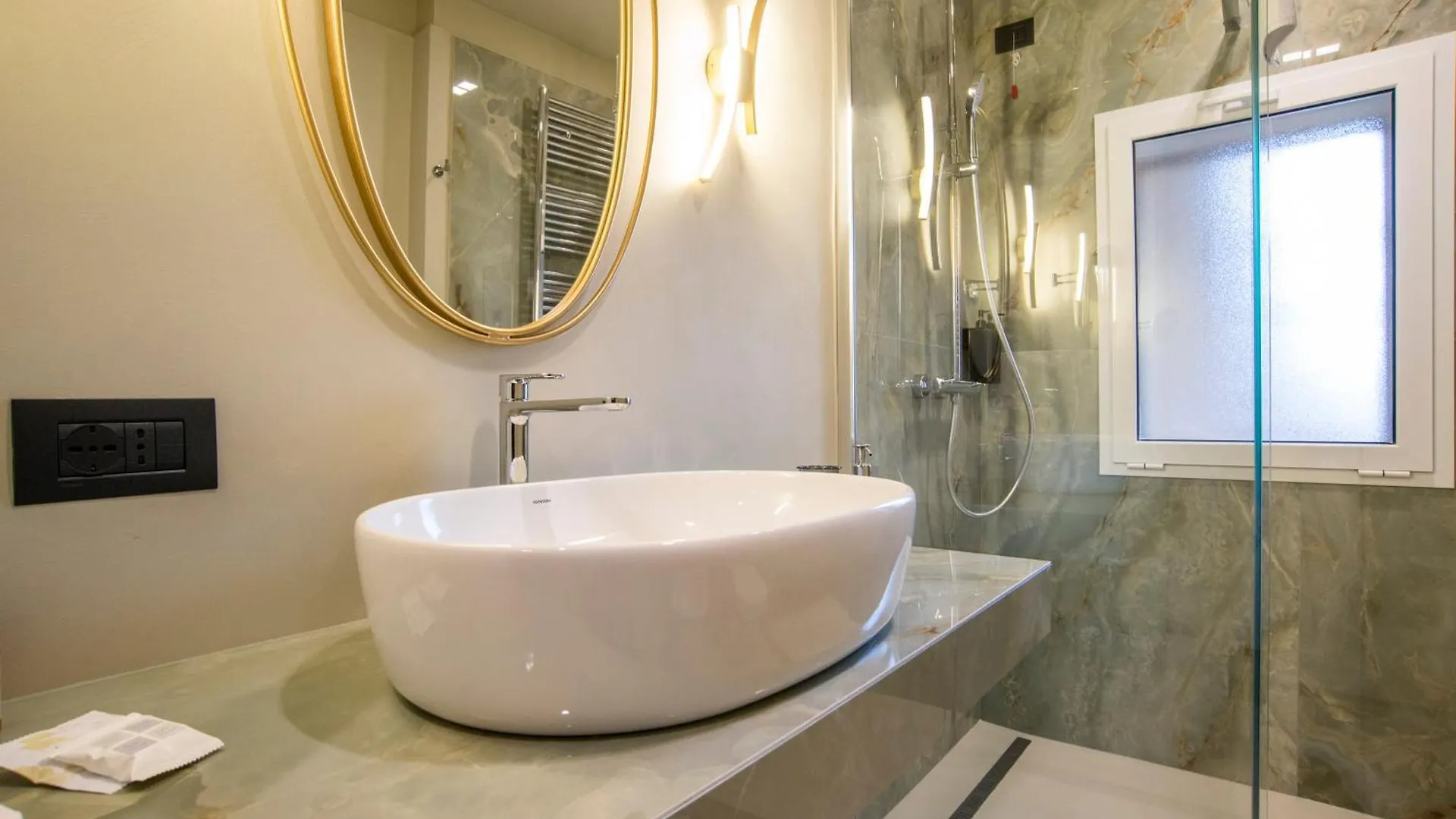 Penzion Bocca Di Leone Luxury Suite Řím Itálie