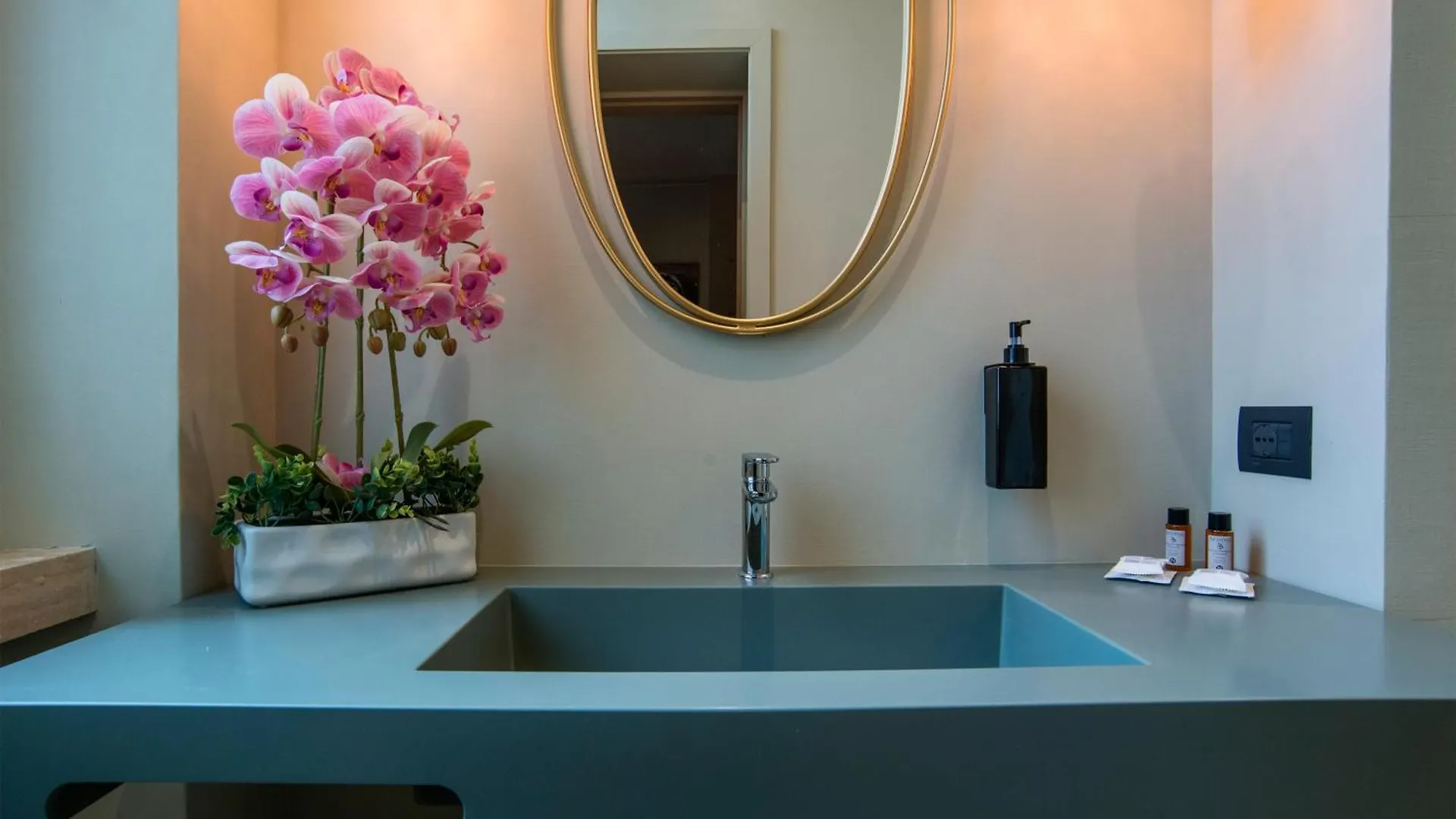Bocca Di Leone Luxury Suite Řím Itálie