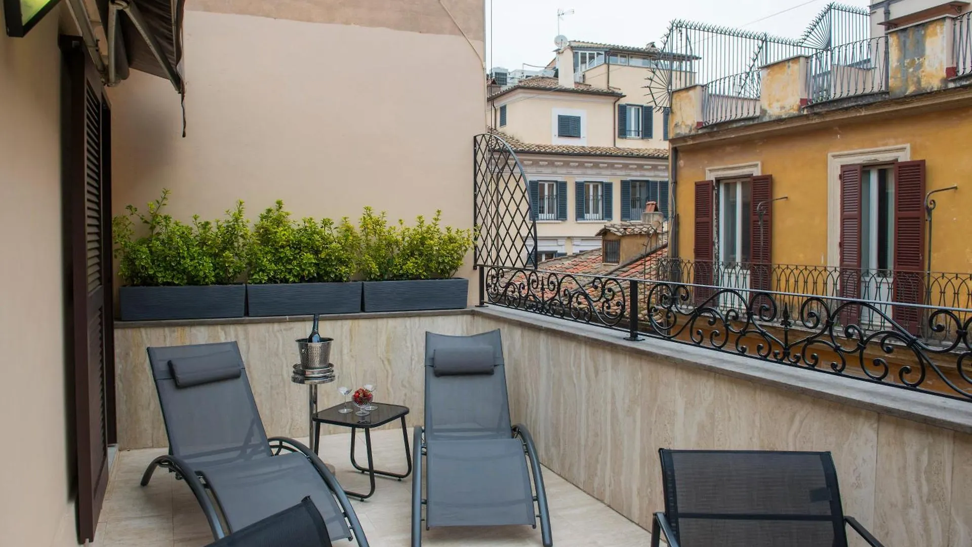 Bocca Di Leone Luxury Suite Rome Guest house